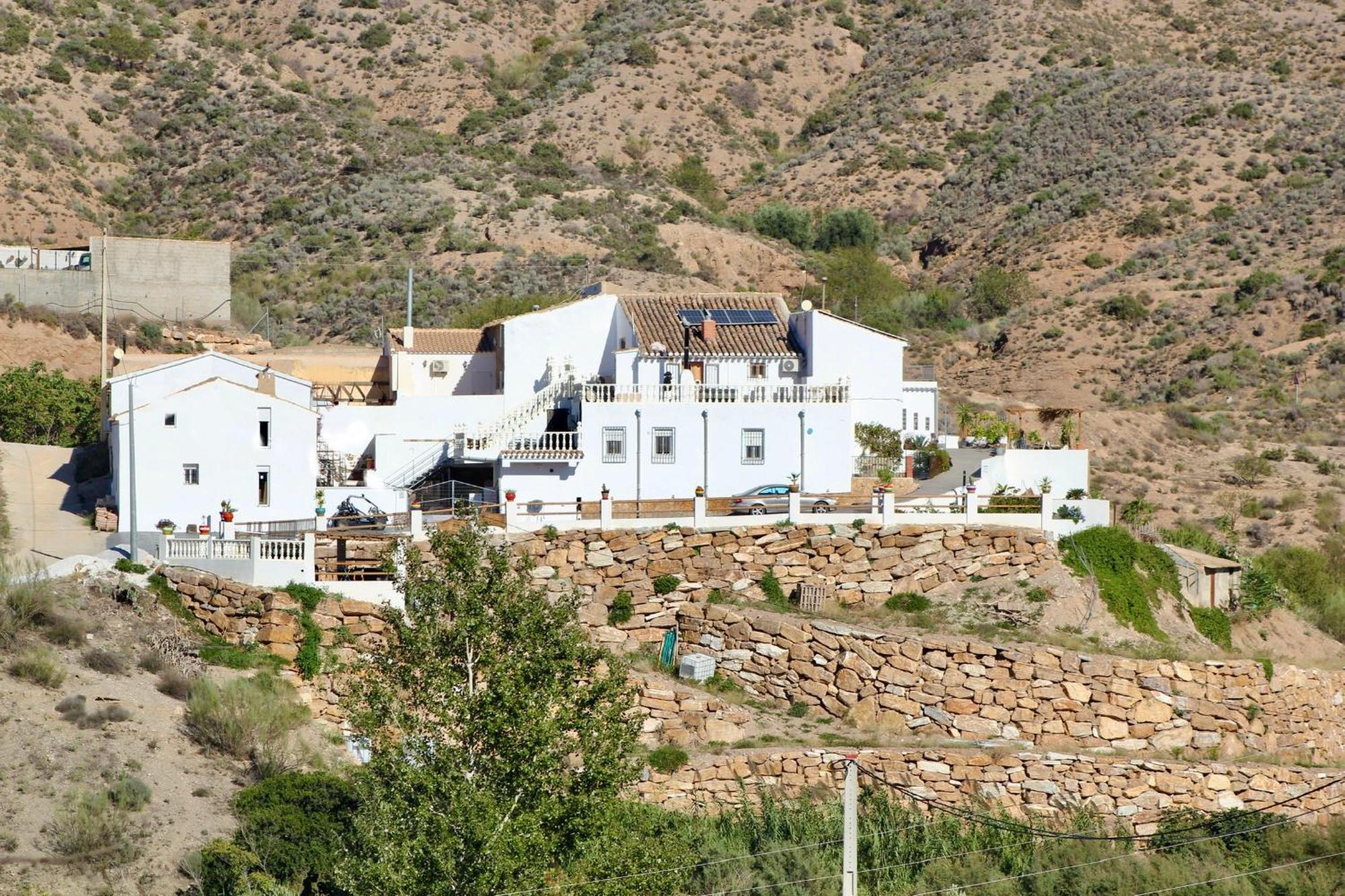 Rambla Retreats Apartment Rojo With Shared Pool & Hot Tub Stunning Views In Oria Exterior photo